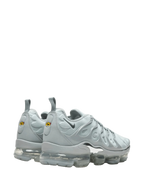 Nike Air Vapormax Plus Grey